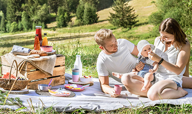 Dinnerware for our little ones and our environment