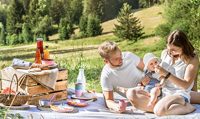 Dinnerware for our little ones and our environment