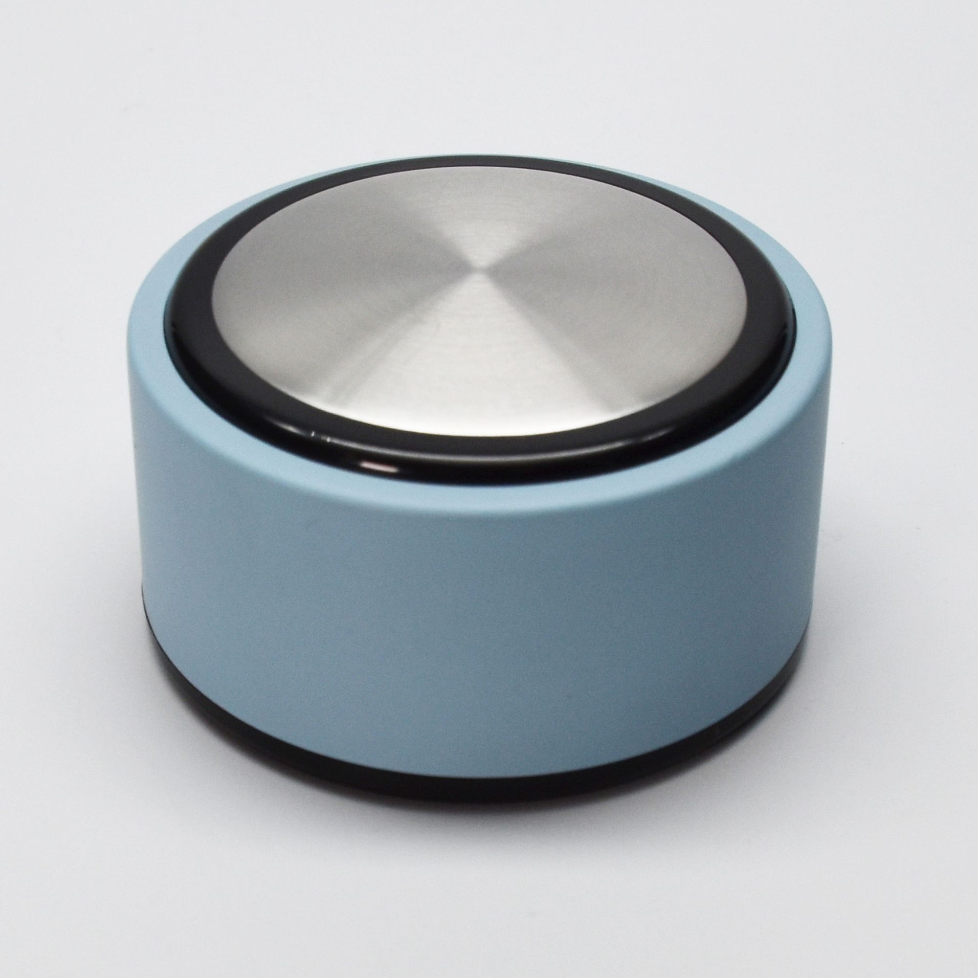 Ersatzteil vor weißem Hintergrund.