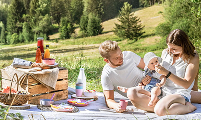 Dinnerware for our little ones and our environment