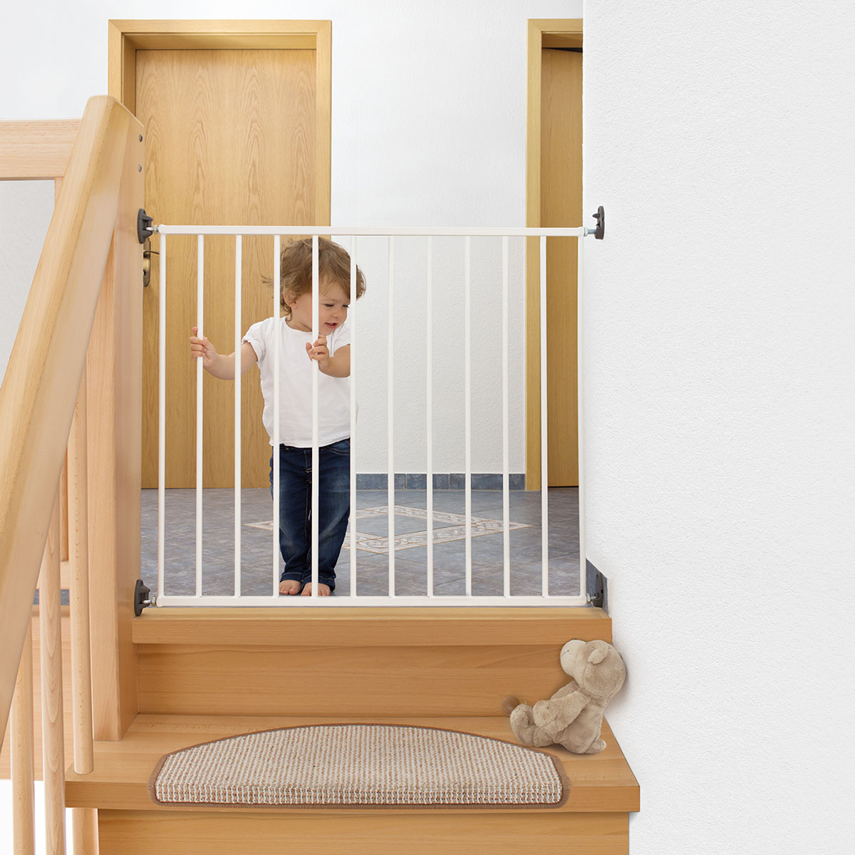 Kindersicherung für Fenster, Stiegen und Außenbereiche 