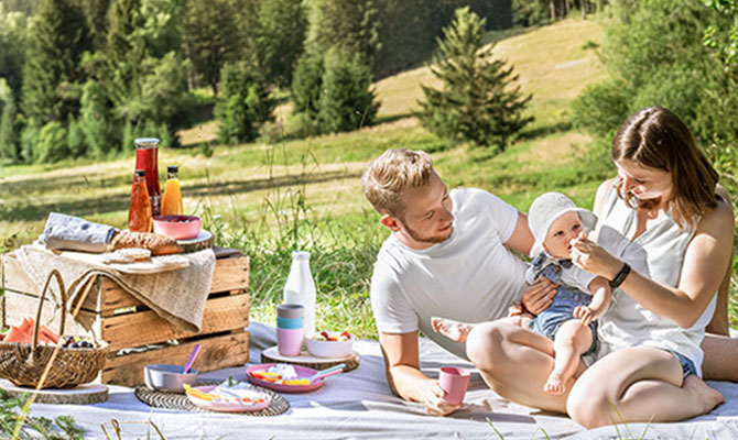 Dinnerware for our little ones and our environment