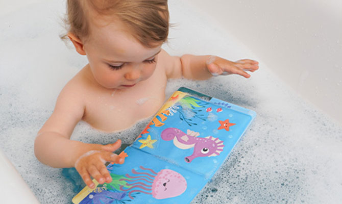  Maximum bathtime fun – offering entertainment and stimulation