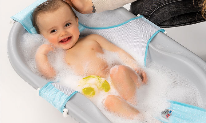 Relaxing baths for parents