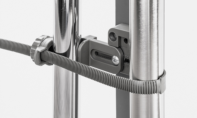 Löst Befestigungsprobleme an Treppengeländern